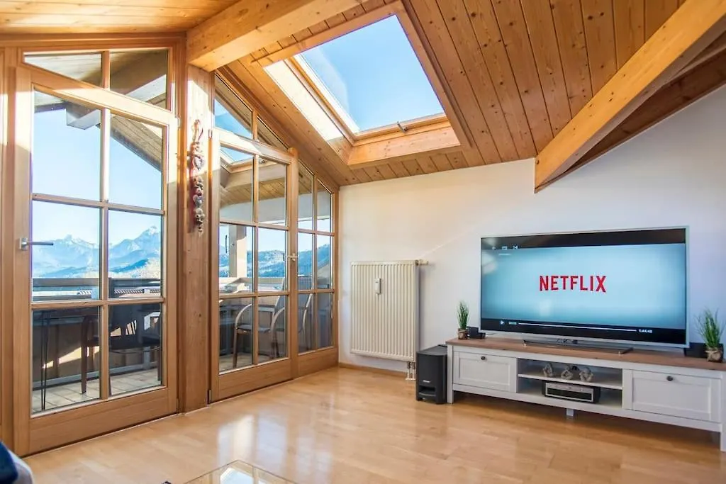 Luxury Living Near Weissensee +Balcony +Netflix Fussen Germany